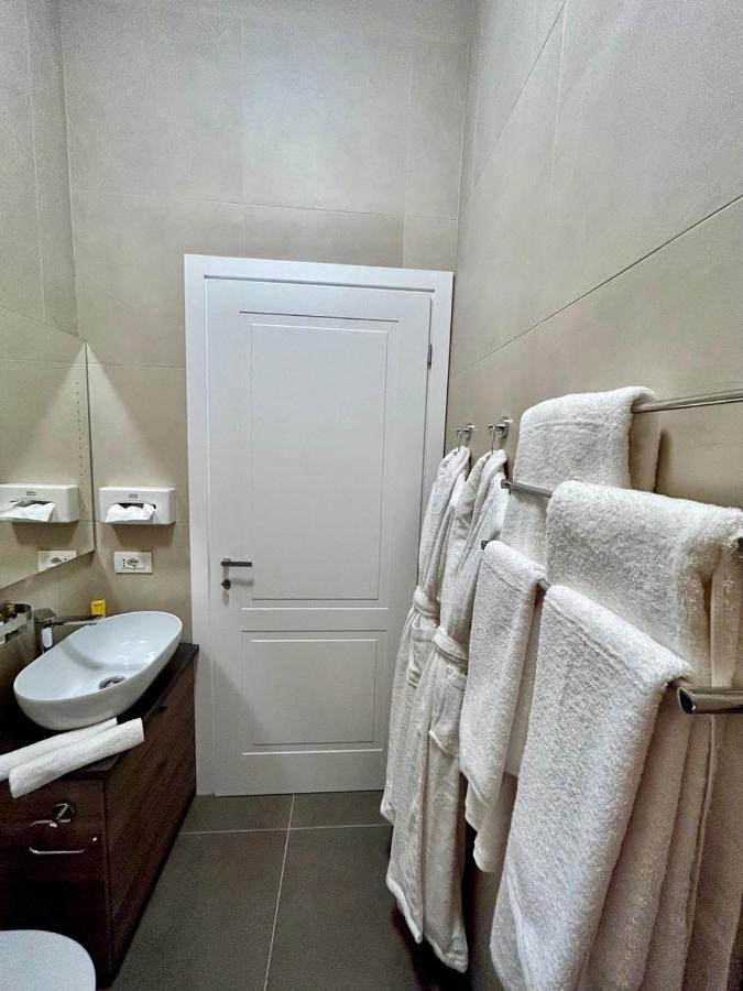 King'S Suite - Quiet And Refined In The Heart Of Milaan Buitenkant foto